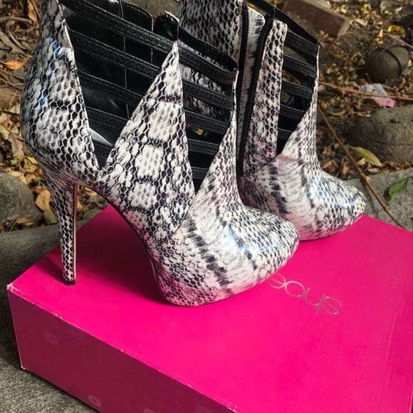 Booties - Picture 2 of 5